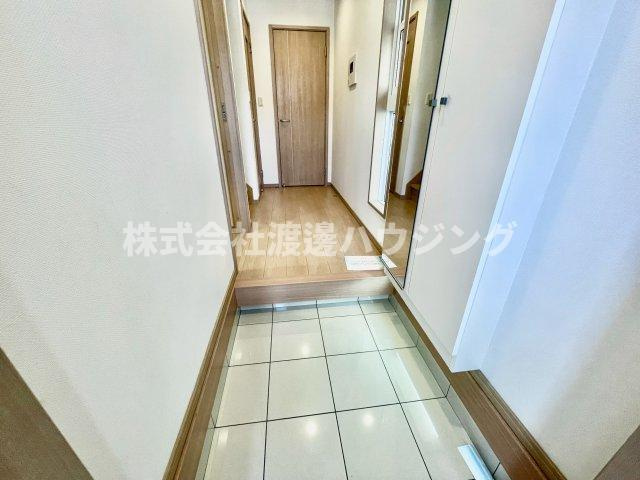 老松町貸家の玄関