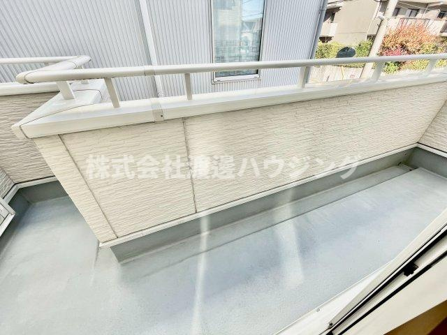 老松町貸家のバルコニー