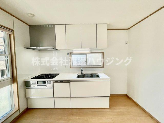 老松町貸家のキッチン