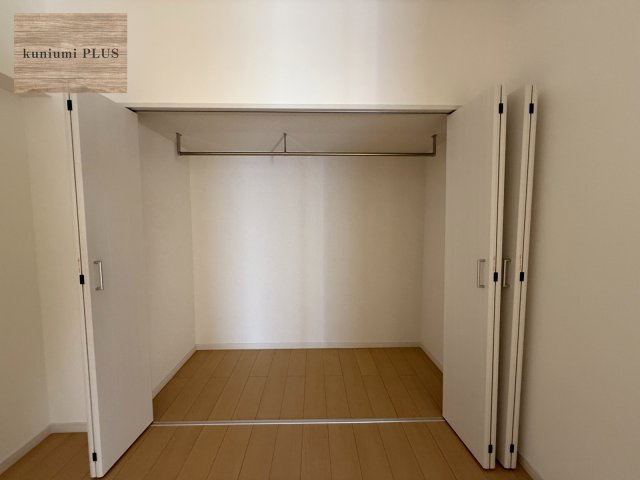 クローバーハイツ森小路3号棟の収納