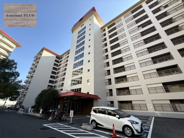 クローバーハイツ森小路3号棟の外観