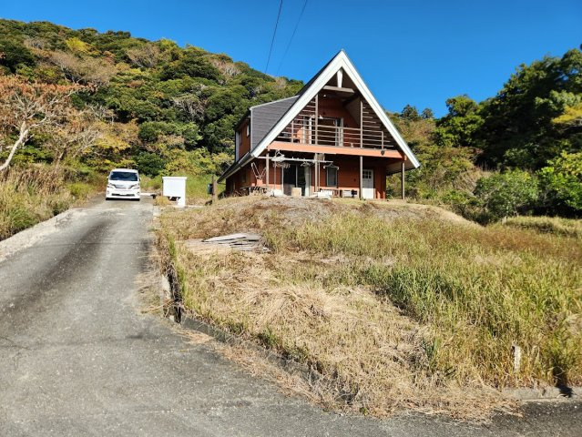 【前面道路含む現地写真】の画像