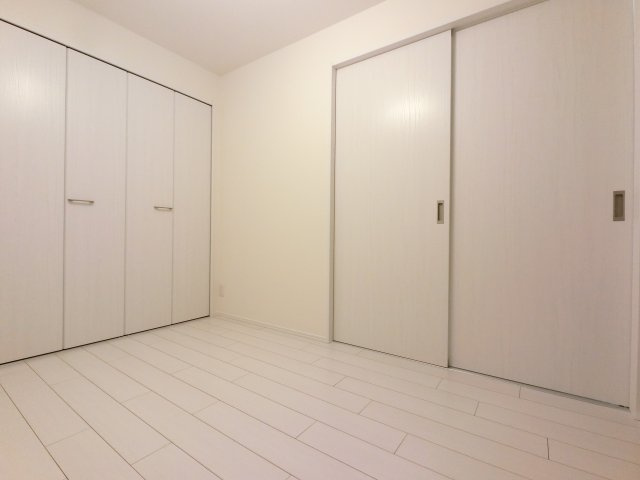 Lyk都町C棟の洋室|※反転タイプ