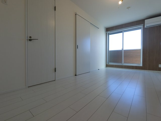 Lyk都町B棟の居間・リビング