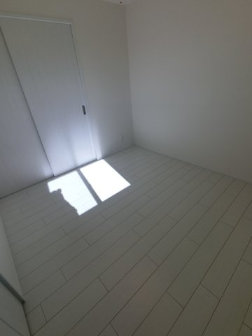 Lyk都町B棟の洋室