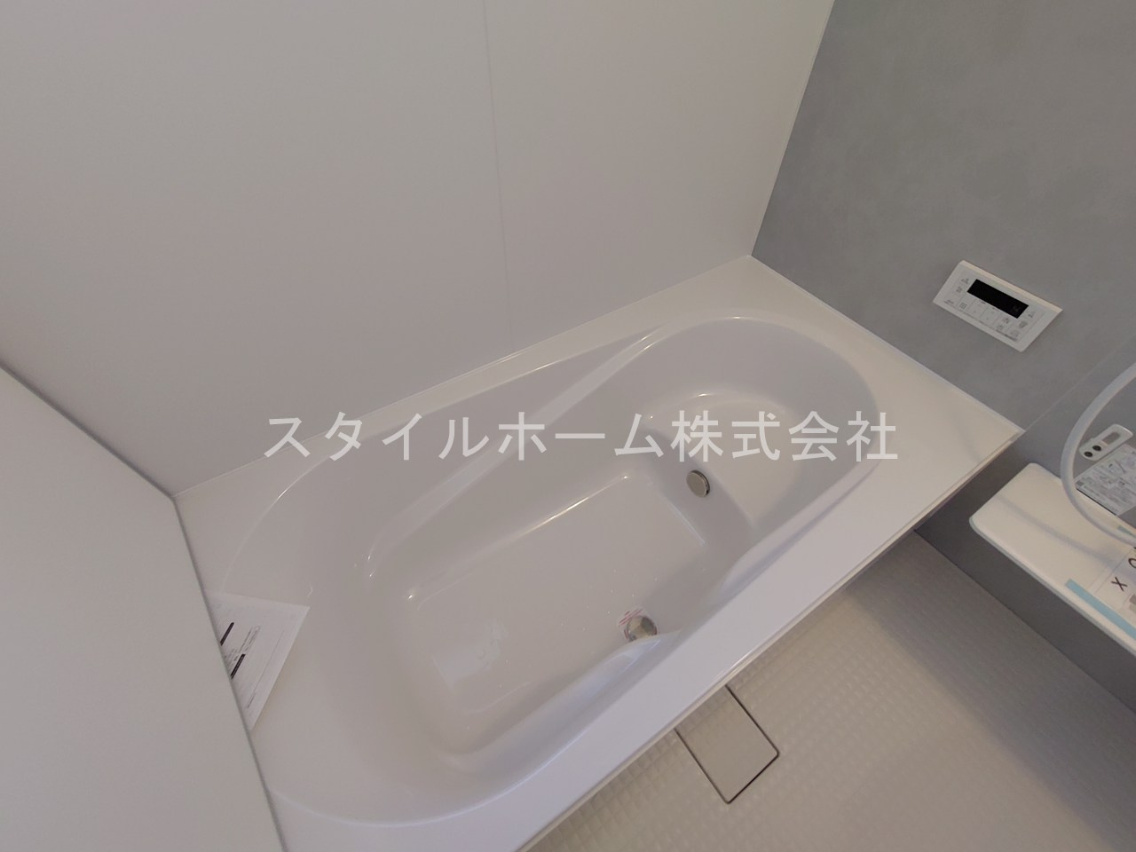 豊橋市牟呂町新築貸家の浴室