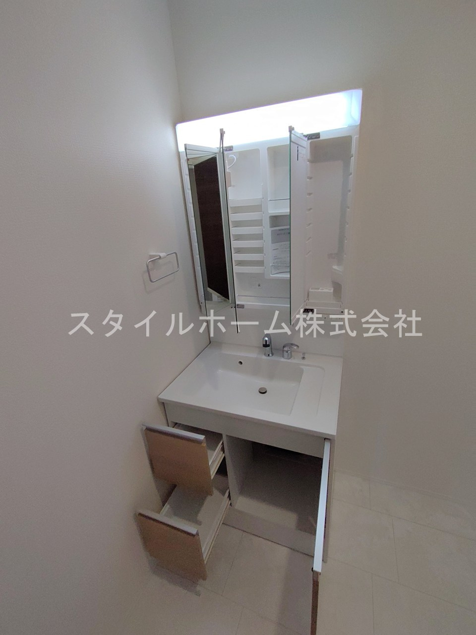 豊橋市牟呂町新築貸家の洗面所