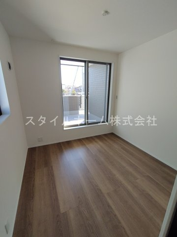 豊橋市牟呂町新築貸家の居間・リビング