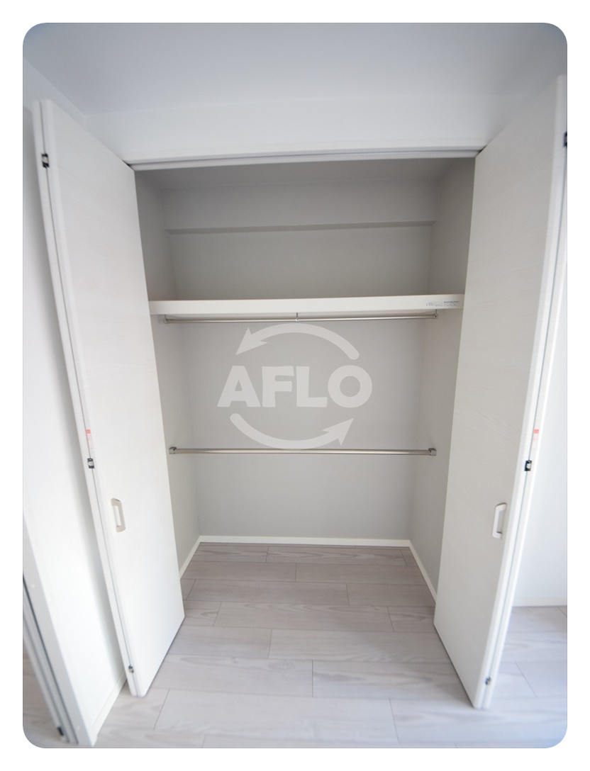 アーバネックス真田山　真田山小学校区の収納|アーバネックス真田山　大型クローゼット