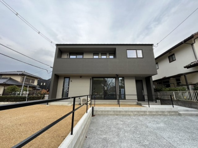 【外観】 | 筑紫が丘８丁目　新築戸建 | 完成しましたので即ご入居可能です