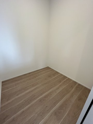 【洋室】 | 筑紫が丘８丁目　新築戸建 | 2階のフリールームです。納戸としてもお使いいただけます。