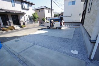 【駐車場】