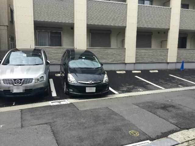 ヴィラ　ケイの駐車場
