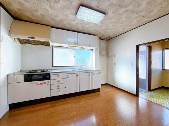 【居間・リビング】 | 前橋市南町三丁目　中古住宅