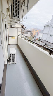 【バルコニー】 | 琳和タウンコート | ※同建物ほかのお部屋の写真です。
