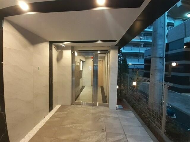 Ｈｉ－Ｒｏｓｙ川口のエントランス