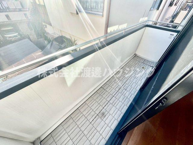 小松南町3丁目貸家のバルコニー