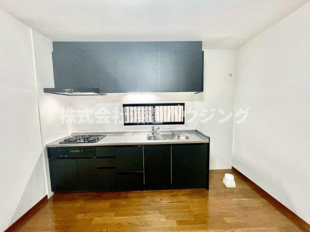 小松南町3丁目貸家のキッチン