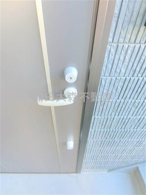 アンジェ蒲田の玄関