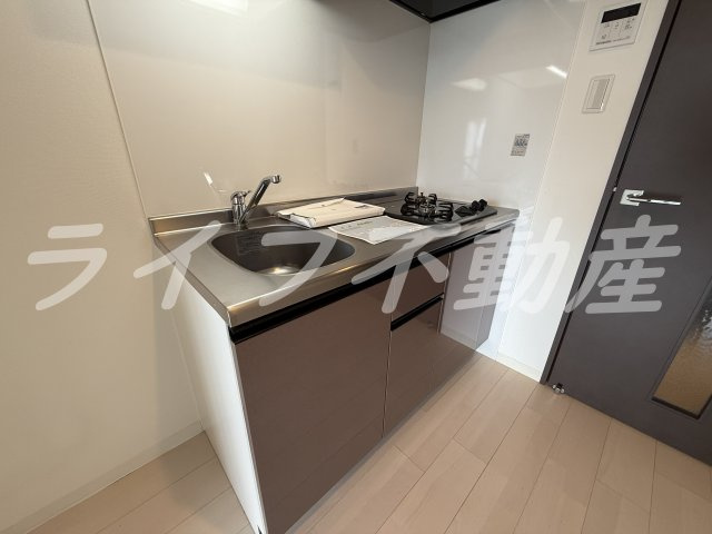 エストゥルースプラスサウス大阪のキッチン|きれいなキッチンです