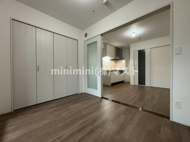 Forest Court　南大江公園の洋室