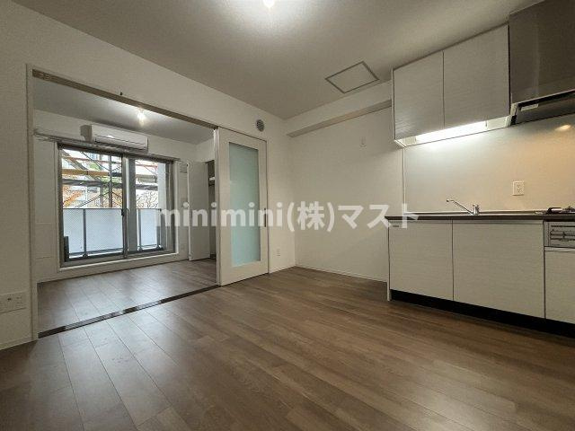 Forest Court　南大江公園の居間・リビング