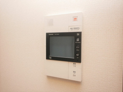 【セキュリティ】 | コンフォリア北浜 | モニター付きインターフォンです