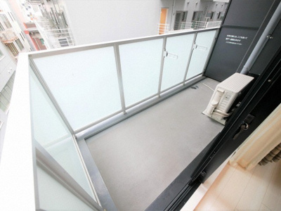 【バルコニー】 | コンフォリア北浜 | 落ち着いた時間を過ごせるバルコニーです