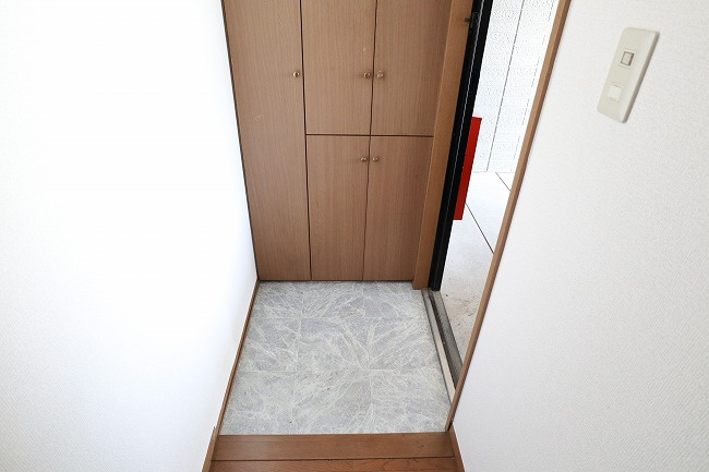 ディアコートの玄関|※別部屋のイメージ写真です。