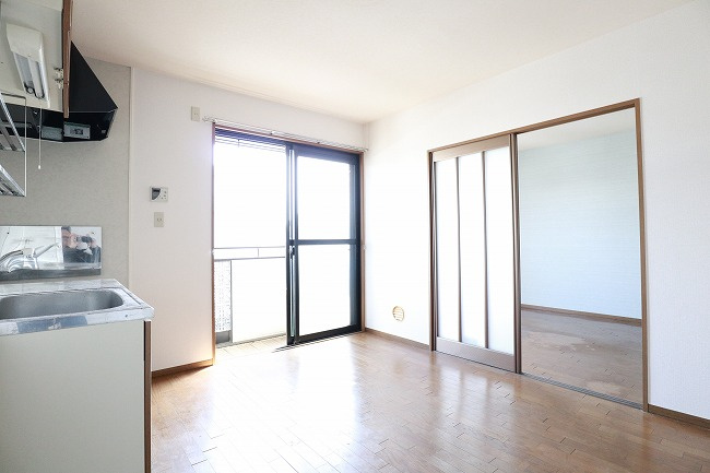 ディアコートの居間・リビング|※別部屋のイメージ写真です。