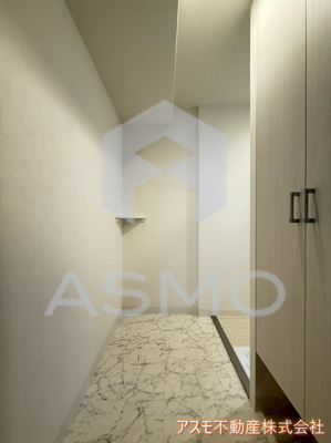 【玄関】 | ファーストフィオーレ本町イースト | 同マンション別部屋参考写真