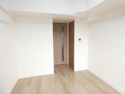 【寝室】 | プレサンス丸の内城雅