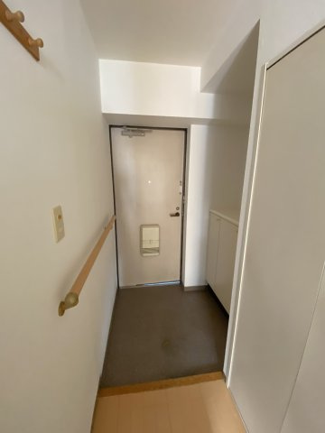 ダイアパレス茂原の玄関