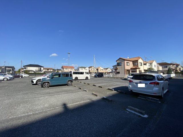 ダイアパレス茂原の駐車場