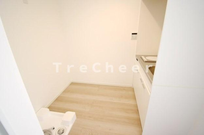 【内装】 | イージス