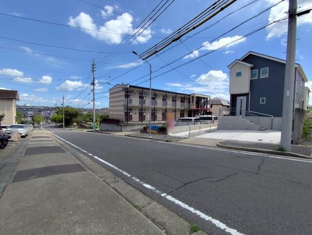 【前面道路含む現地写真】の画像