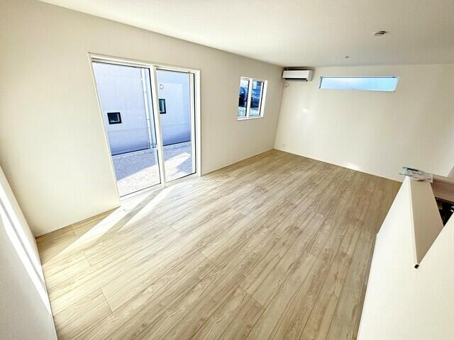 【居間・リビング】の画像