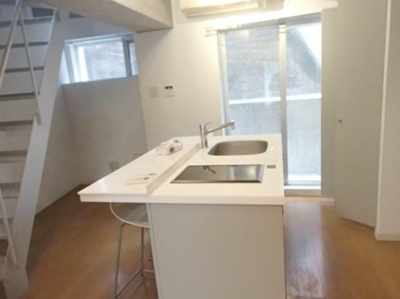 【居間・リビング】 | コート女坂 | 使いやすい居間です