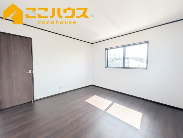 豊見城市渡橋名浜原　新築戸建て　全39区画　21号棟の寝室|【施工例】※同施工の別物件写真
