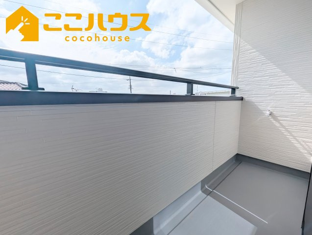 豊見城市渡橋名浜原　新築戸建て　全39区画　21号棟のバルコニー|【施工例】※同施工の別物件写真
