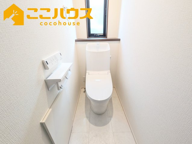 豊見城市渡橋名浜原　新築戸建て　全39区画　21号棟のトイレ|【施工例】※同施工の別物件写真