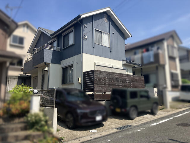 名古屋市緑区熊の前２丁目の中古一戸建の前面道路含む現地写真