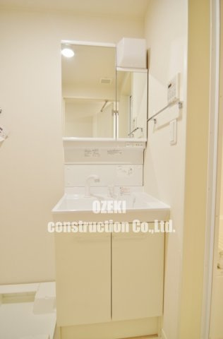 Elegante　Serenoの独立洗面台