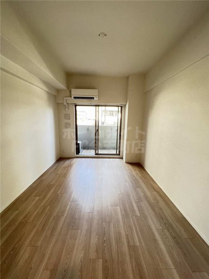 【居間・リビング】 | エスリードレジデンス弁天町グランデ | おしゃれなリビングです