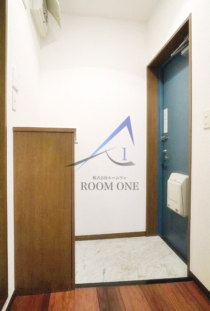 ＥＣＬＵＳＥの玄関|玄関です。