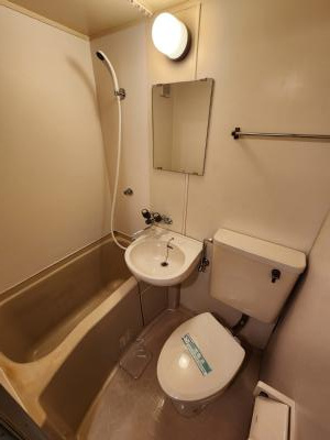 ヴィラエスポワールの浴室|ユニットバス