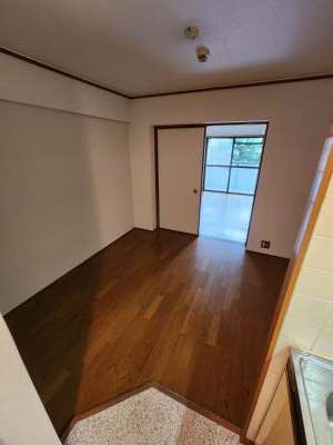 ヴィラエスポワールの居間・リビング|ダイニング