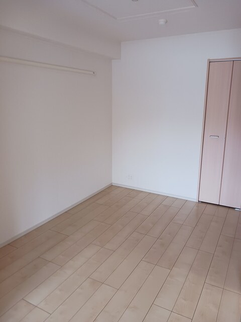 グレイスガーデンの洋室