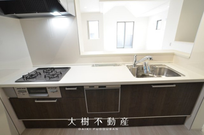 【キッチン】 | 海老名市国分南2丁目  新築戸建て　全3棟【仲介手数料無料】
