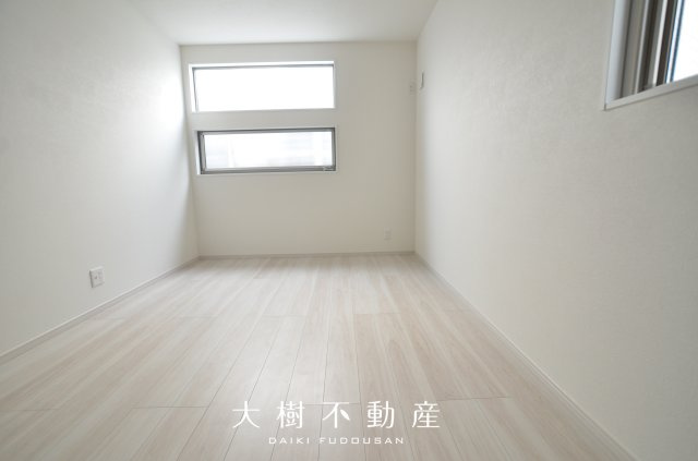 【洋室】 | 海老名市国分南2丁目  新築戸建て　全3棟【仲介手数料無料】 | 1階　洋室2（6.7帖）